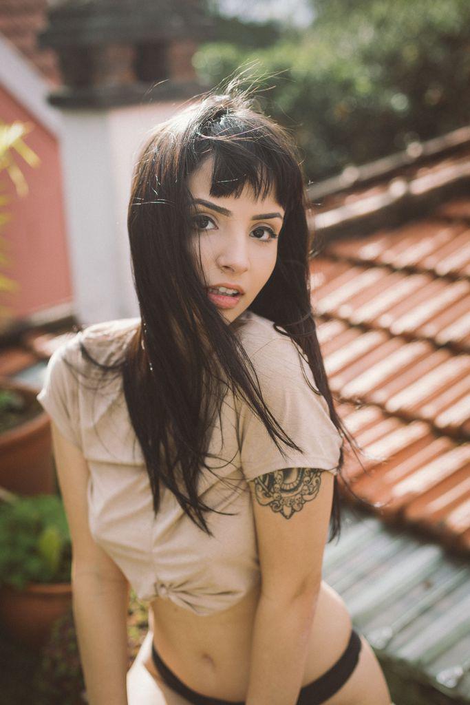 O olhar da Camgirl Evaliaxxx