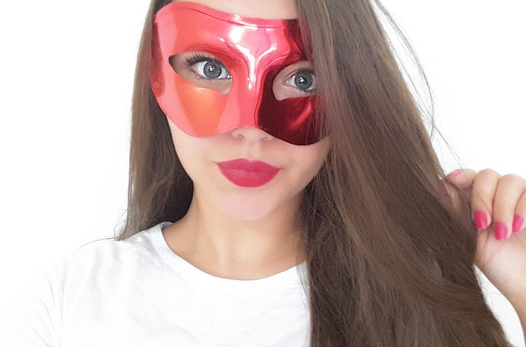 Camgirl Sellena Aretz