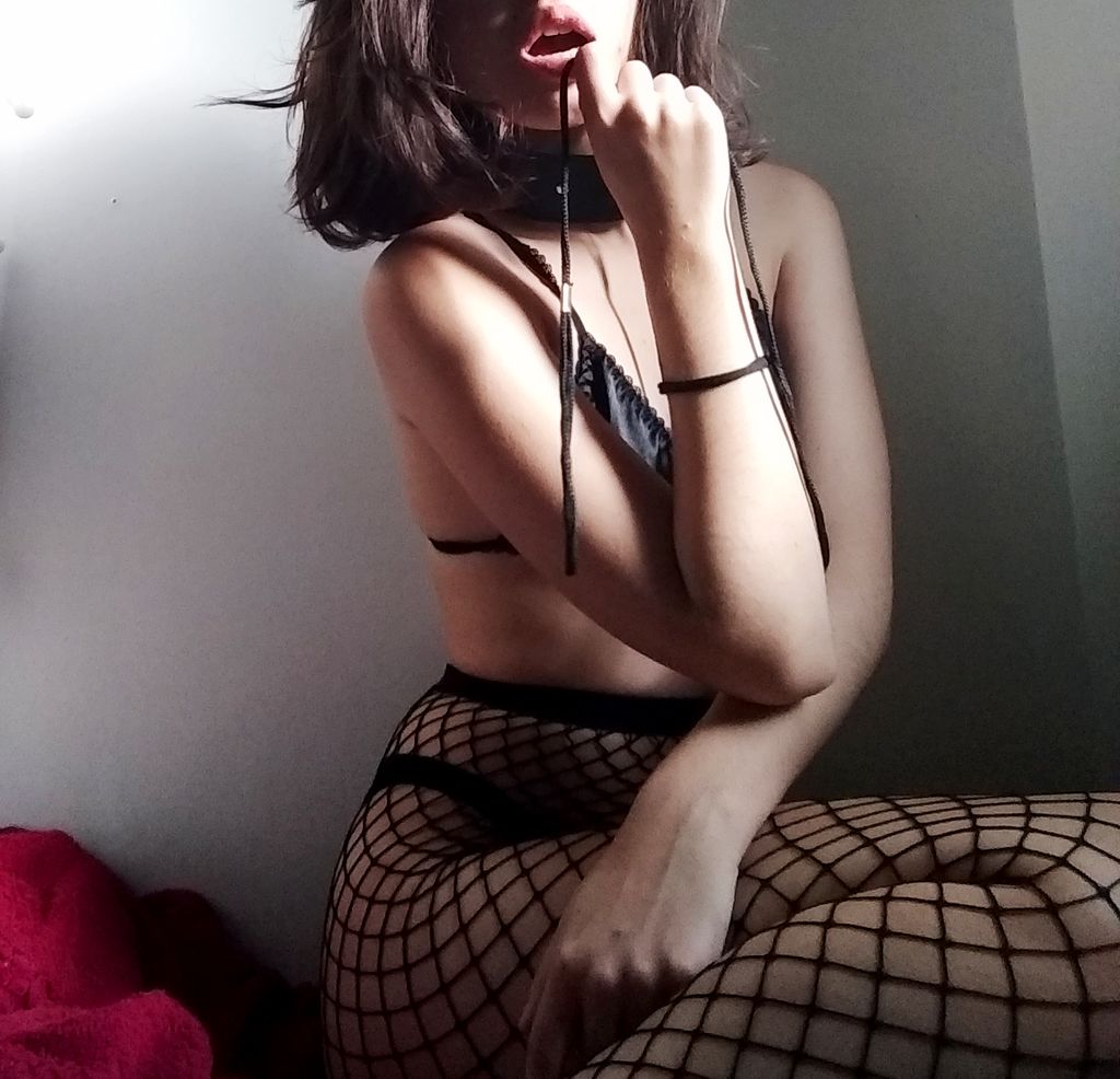 Camgirl Pixie Baby bdsm