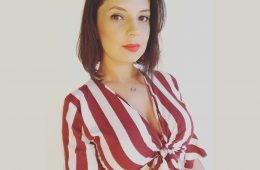 Camgirl Feia de doer